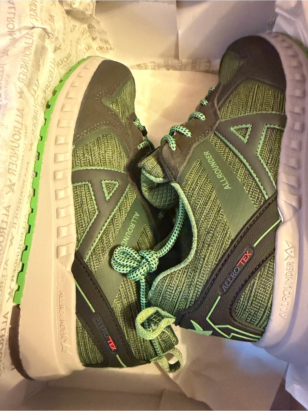 Mephisto Allrounder Women's Green and Black Knit Sneakers